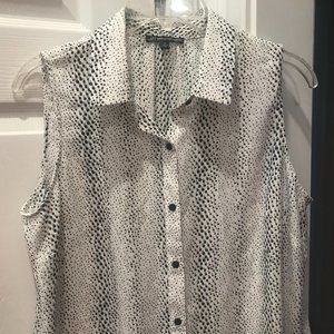 Ladies Adrianna Papell Shirt, Size M